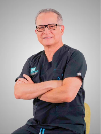 Dr. Mauricio Goméz